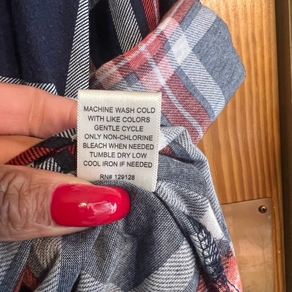 G Collection plaid button down shirt - Picture 8 of 8